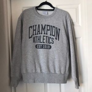 Medium grey Champion pullover
